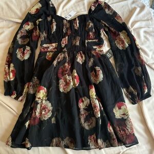 Floral Summer or Fall dress 🌸